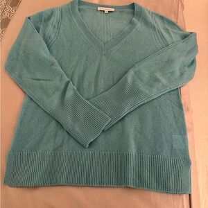 White + Warren Turquoise V-Neck 100% Cashmere Sweater, Size XS